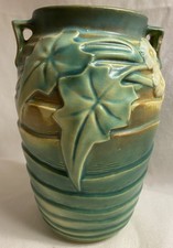 Roseville Pottery Luffa Vase 689-8 in Green, Two-Handled Art Deco Form — listing 5