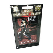 Fantastique No. 6 Bettie Page Pin-Up Tin Candle, Black/Red