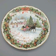 Hand-Painted Winter Sleigh Ride Scenic Decorative Plate with Scalloped Rim — listing 4