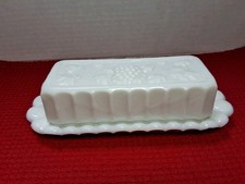 Westmoreland Green Two-Tone Covered Butter/Cheese Dish, Clear Vaseline-Style Ribbed Dome with Jade Green Milk Glass Sawtooth Base, listing 6