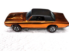 Hot Wheels Redline Custom T-Bird - Magenta/Hot Pink — listing 3