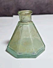 Antique Green Glass Octagonal Cone Ink Bottle (Umbrella Inkwell), circa 1840-1860, 2.5 inch