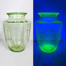 Vintage Vaseline Uranium Glass Flower Frog Bowl, Yellow Satin Finish, 5.5 inch — listing 5