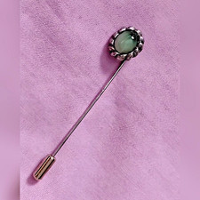 Vintage 1960s-70s Gilt Metal Foliate Stickpin Brooch with Jade Beads No marks visible — listing 2