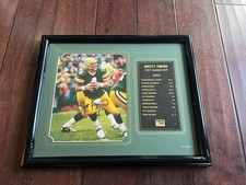 Brett Favre Green Bay Packers Framed Photo and Trading Card Display with Stats — listing 4