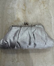 Vintage 1950s-60s Silver Metallic Kisslock Evening Bag with Metal Top Handle — listing 3