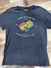 Schitt's Creek Rose Apothecary Graphic T-Shirt — listing 6