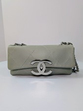 Chanel Diamond Stitched CC East West Flap Bag Beige Lambskin — listing 5