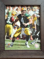 Brett Favre Green Bay Packers Framed Photo and Trading Card Display with Stats — listing 6
