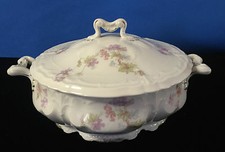 Antique Victorian Porcelain Covered Vegetable Dish / Tureen with Floral Transferware and Gilt Trim — listing 4
