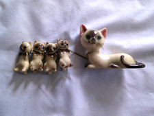 Vintage Ceramic Cat Family Figurine with Kittens on Grassy Base — listing 2