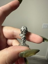 Pewter Angel Figurine with Gold-Tone Wings Holding Heart — listing 2