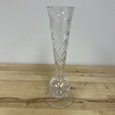 Cut Crystal Scalloped Rim Vase with Diamond and Fan Cut Pattern — listing 4