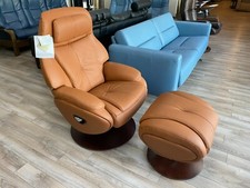 Barcalounger Brown/Wine Leather Club Chair Recliner — listing 5