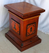 Antique Victorian Walnut Round Pedestal Parlor Table with Tripod Base