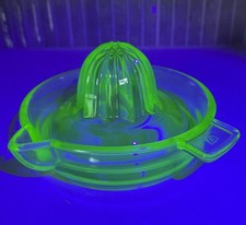 Vintage Green Uranium (Vaseline) Glass Reamer Juicer with Spout and Handle — listing 4