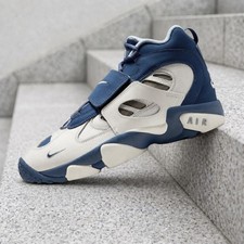 Nike Air Griffey / Air Max style Turf Baseball Cleats, White/Red, Men's US 11.5