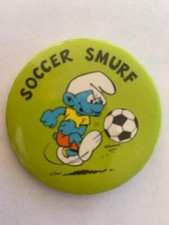 Vintage 1980s Soccer Smurf Pinback Button — listing 5