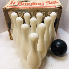 Vintage Plastic Children's Bowling Set with 10 Multicolor Pins and 2 Black Balls — listing 3