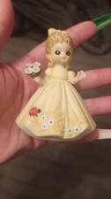 Vintage Bugs Bunny Easter Porcelain Figurine with Basket of Eggs — listing 4