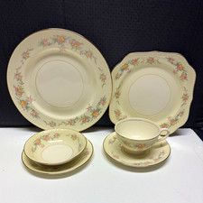 Homer Laughlin Oval Serving Platter with Floral Center and Gold Filigree Border — listing 2