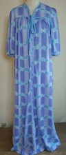 Vintage Komar Cream Floral Cotton Nightgown / Robe with Lace Trim — listing 5
