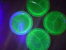 Anchor Hocking Cameo 'Ballerina' Uranium Glass Divided Grill Plate — listing 3