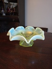 Antique Victorian Vaseline / Uranium Glass Ruffled Bowl with Applied Feet, Yellow Opalescent, 7 inch — listing 5