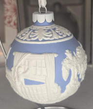 Wedgwood Blue Jasperware 1993 Christmas Collector Plate — listing 4