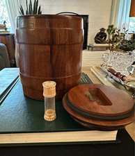 Vintage Barrel-Form Covered Tobacco/Humidor Jar, Black with Gold Trim