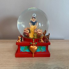 Disney Snow White & Seven Dwarfs Musical Snow Globe