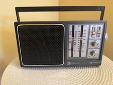 General Electric Vintage TV/WB/AM/FM Portable Radio