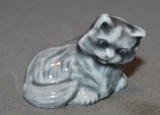 Wade Whimsies Miniature Porcelain Kitten with Yarn Figurine, Light Brown, 1" Tall — listing 3