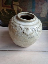 Vintage Hand Painted Chinese Porcelain Peacock Feather Ginger Jar with Lid — listing 4