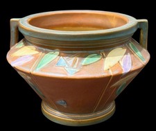 Roseville Futura Shape 616-6 Two-Handled Angular Jardinière — listing 3