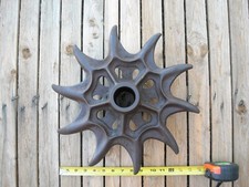 Antique Single-Wheel Push Cultivator / Garden Hoe Plow with Wooden Handles — listing 3