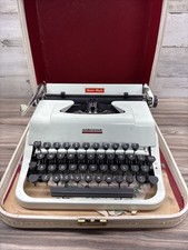 Underwood Portable Typewriter (3-Bank), Black — listing 2