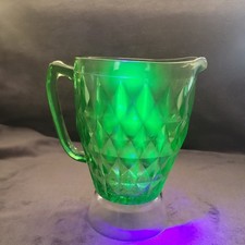 Jeannette Green Uranium Glass Doric or Adam Pattern Individual Butter Pat / Salt Dip with Handle — listing 4