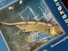 Boatswain's Call Whistle (Bosun's Pipe) with Chain in Original Gift Box — listing 2