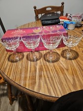 Lady Victoria Fine Crystal Chantelle Pattern White Wine Glasses, Set of 4 (6 oz) — listing 6