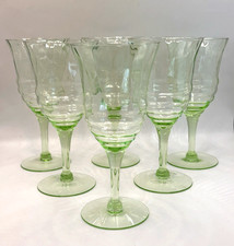 Uranium Green Glass Cordial/Wine Goblet with Sandwich Lace Pattern, 4.5 inches — listing 4