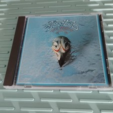 Eagles - Their Greatest Hits 1971-1975, Original 1976 U.S. First Pressing 33 RPM Vinyl LP — listing 3