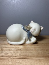 Bisque Porcelain Kitten Figurine on Blossom-Form Dish with Applied Florals Made in Japan — listing 2