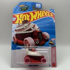 Hot Wheels Sweet Rides Cruise Bruiser Cupcake Car, #196/250, Short Card — listing 5