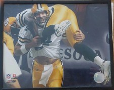 Brett Favre Green Bay Packers Framed Photo and Trading Card Display with Stats