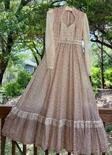 Vintage 1970s Gunne Sax by Jessica McClintock Navy Floral Prairie Dress with Lace Trim — listing 3