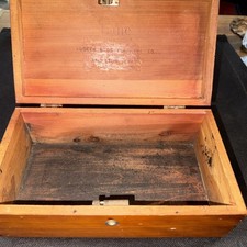 Lane Virginia Maid Cedar Chest with Hinged Lid — listing 5