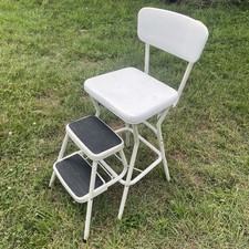 Mid-Century Modern Two-Tier Step End Table with Tapered Legs — listing 3