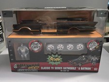 Jada Toys Metals Die Cast Classic TV Series Batmobile & Batman 1:24 Scale — listing 5