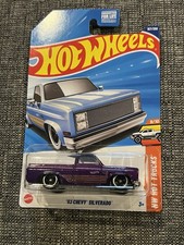 Hot Wheels Chevy Van (Super Van) Chrome with Flames Diecast — listing 3